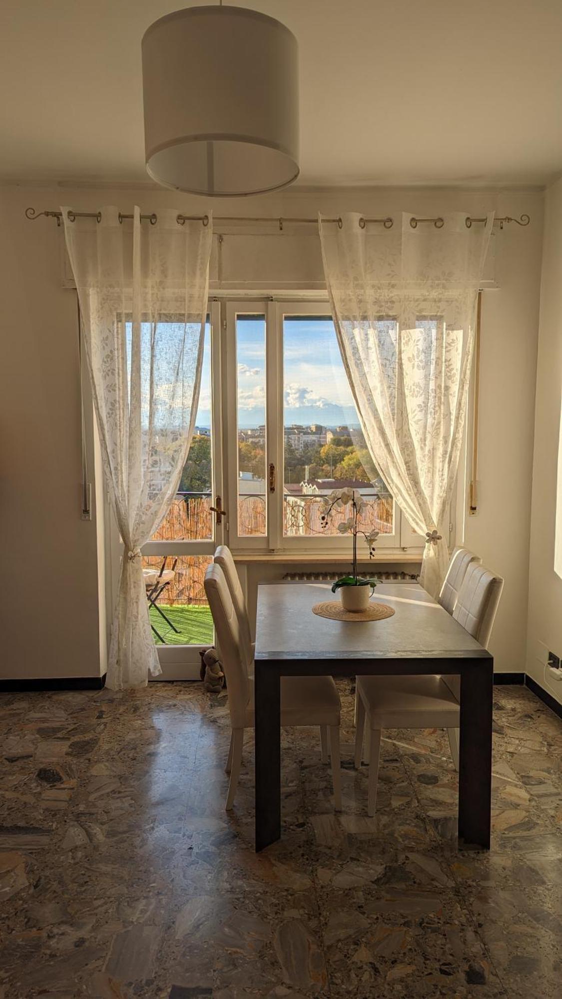 La Terrazza Del Re Apartment Vercelli Exterior photo